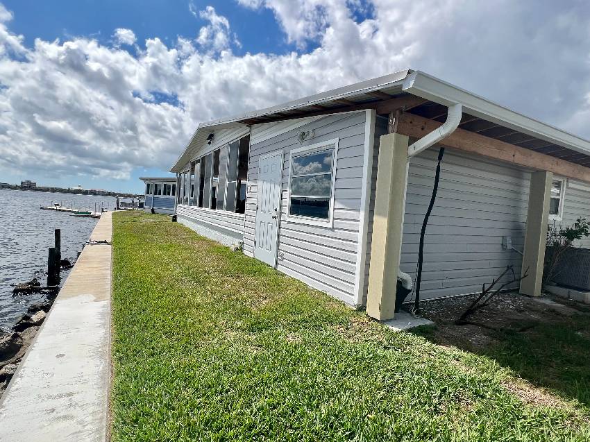 327 3rd St Dr W #13 a Palmetto, FL Mobile or Manufactured Home for Sale